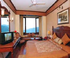 kausani hotels