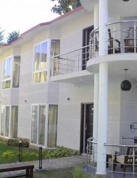 Corbett-Tref-Hotel-Corbett