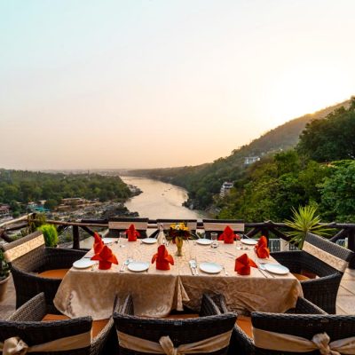 Divine-Rishikesh-Machan-Open-Restaurant2