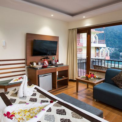 Divine-Rishikesh-executive-room2