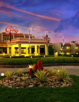 Hotel-Clarks-Khajuraho