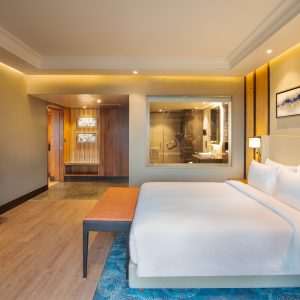 Raddisson-Dharamshala-Suite-Bedroom